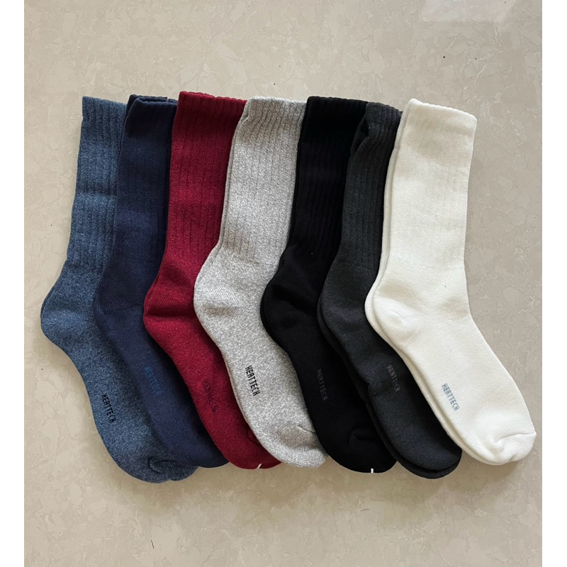 Tất nam nữ cổ cao Uniqlo - VNXK dư xịn công nghệ Heattech dày mịn ấm, tất đi mùa đông cực ấm.