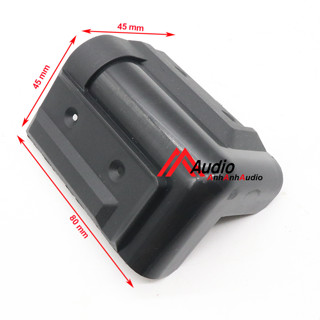 Bọc góc thùng loa , nhựa cứng dẻo , giá 16 cái