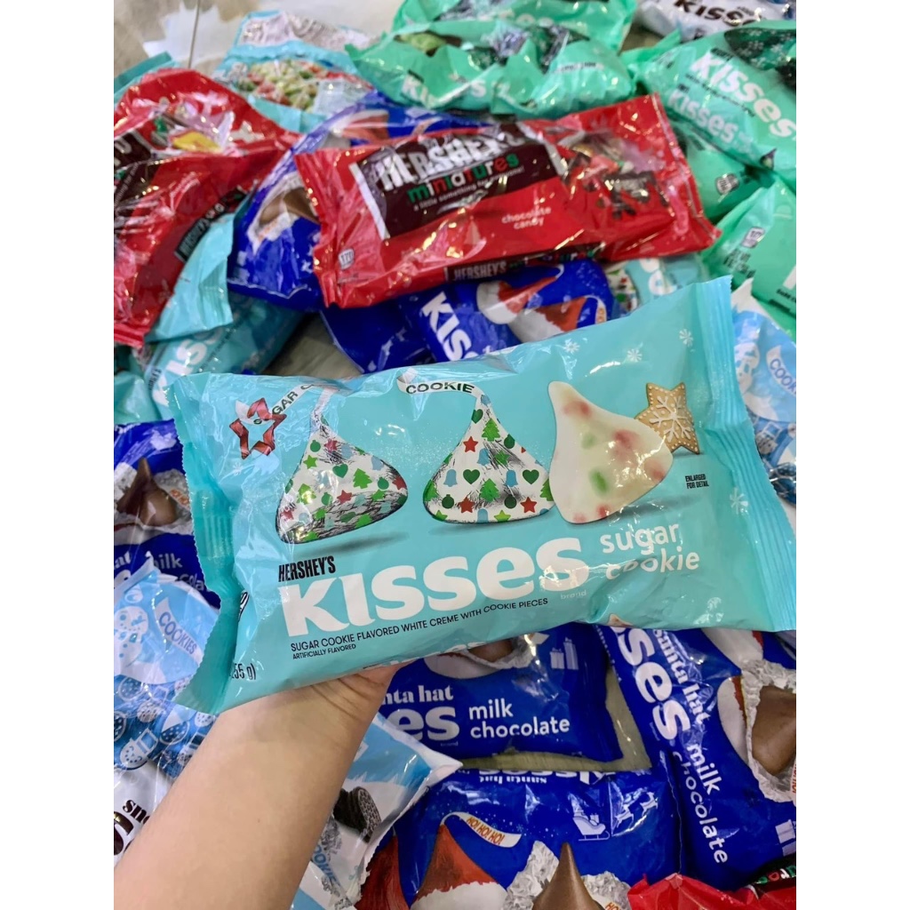 🎄 𝐒𝐨𝐜𝐨𝐥𝐚 𝐇𝐞𝐫𝐬𝐡𝐞𝐲'𝐬 𝐊𝐢𝐬𝐬𝐞𝐬 𝐏𝐡𝐢𝐞̂𝐧 𝐁𝐚̉𝐧 𝐍𝐨𝐞𝐥 🎄