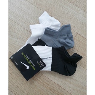 Tất Nike 1set 3 đôi