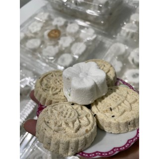 Bánh in nhân dừa non dẽo