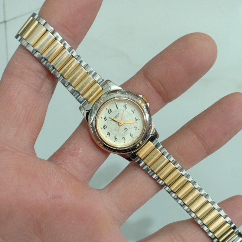 Đồng hồ si nữ hiệu GIANNI ACCARDI demi mạ vàng độ mới cao 89%