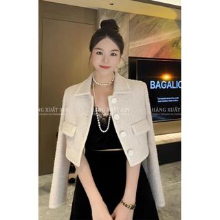Áo khoác dạ nữ cổ sơ mi màu trắng phối cúc sang chảnh