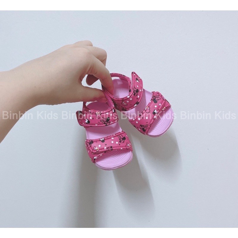 Sandal xốp bé gái hoạ tiết kity, sandal bé gái siêu nhẹ chống trơn size 22-27