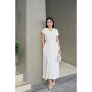 Ms. Mai Chen in Goddess Silk Gown Dress - Chiếc váy lụa với phần cổ tạo hình bằng kỹ thuật vặn xoắn vải