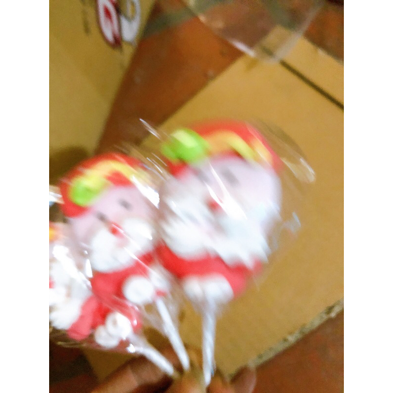 Sỉ lọ 50 que kẹo mút hình ông già noel siêu xinh