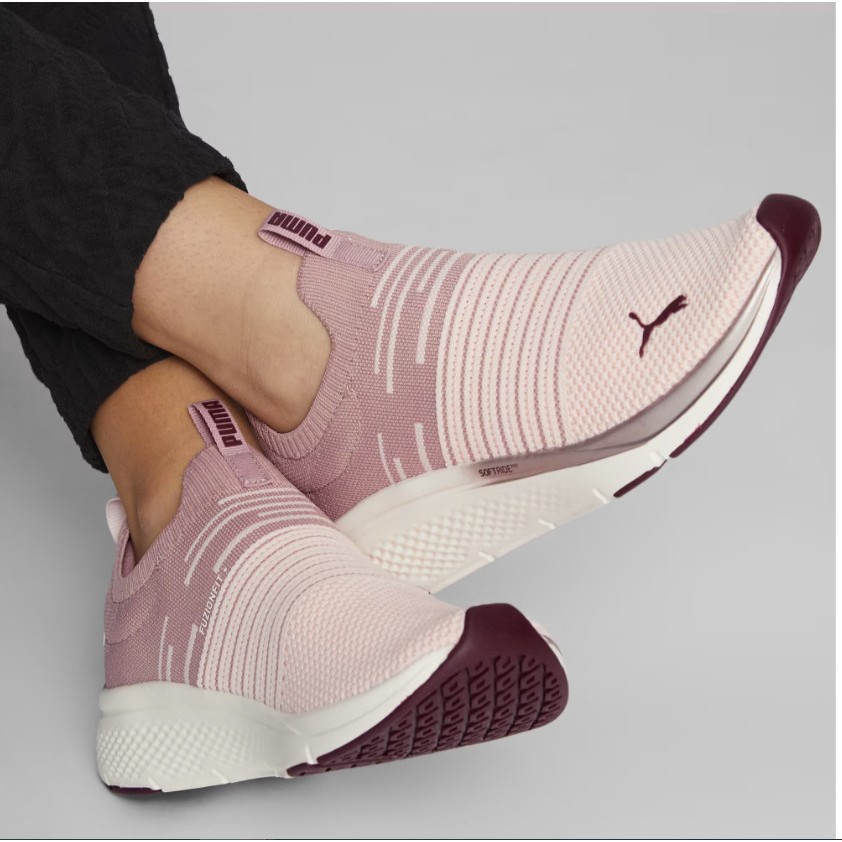 Giày nữ Softride Pro Echo Slip-On 379653_02