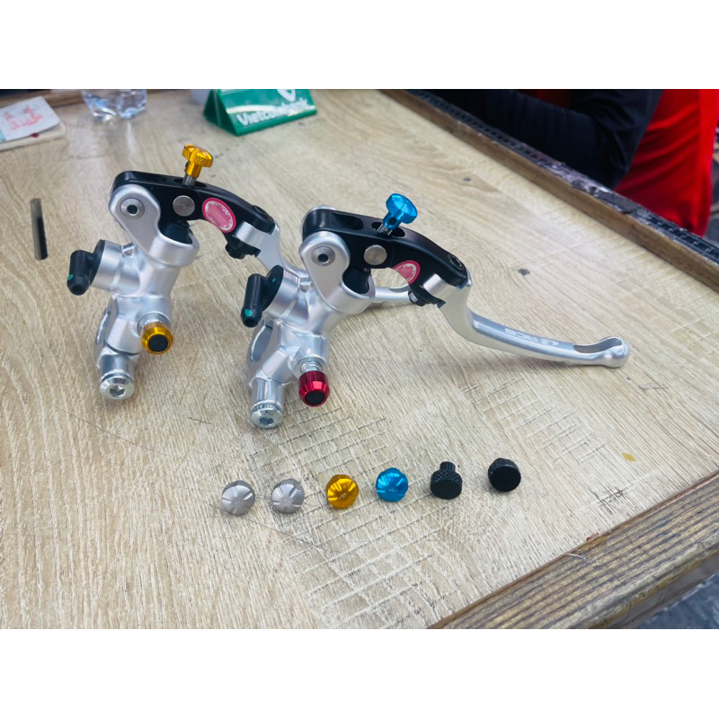 Núm tăng chỉnh gần xa , núm chụp ốc xả gió nhôm ghracing