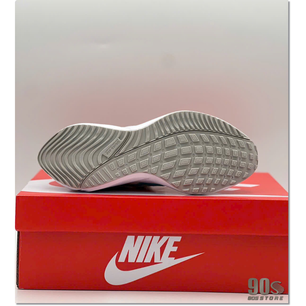 Giày Thể Thao Vomero 24X