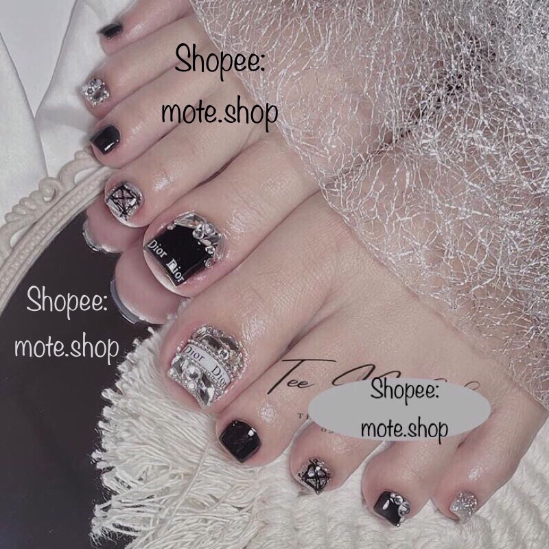 Nailbox CHÂN thiết kế đen phối đá