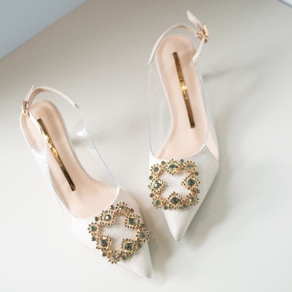 Giày hở gót nữ 5p mũi nhọn da vân mềm charm đá bít mũi thời trang công sở đẹp -Dazzling Shoes DA755