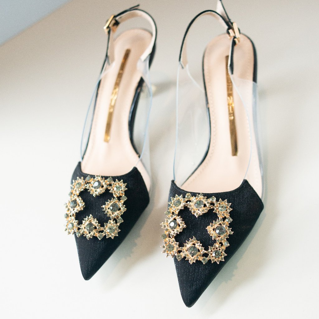 Giày hở gót nữ 5p mũi nhọn da vân mềm charm đá bít mũi thời trang công sở đẹp -Dazzling Shoes DA755