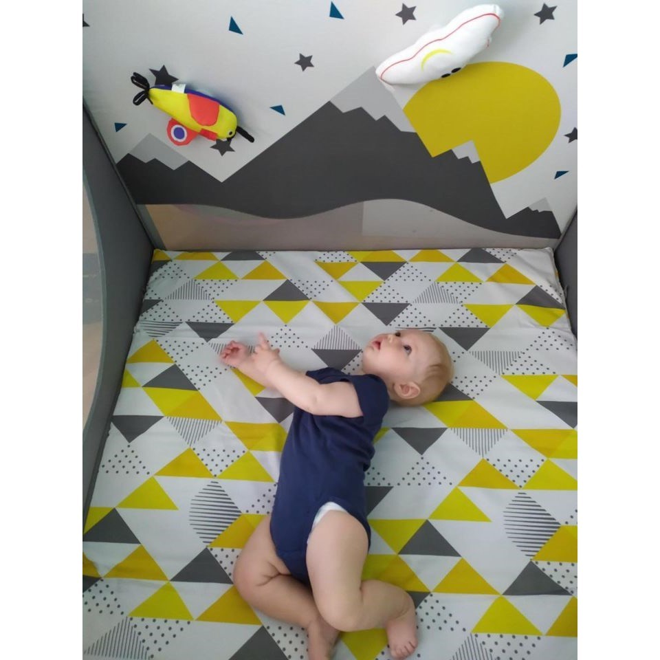 Giường cũi trẻ em Joie Cheer Little Explorer