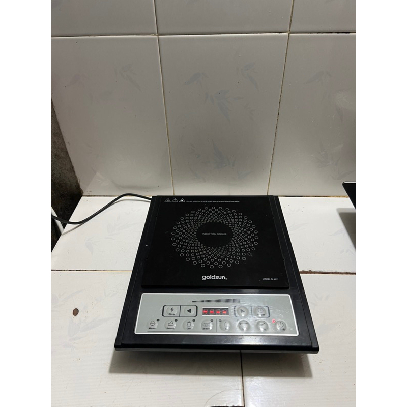 Thanh lý bếp từ phím bấm đang sử dụng bình thường