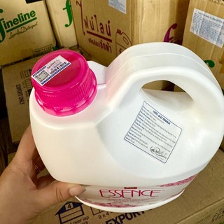 NƯỚC GIẶT ESSENCE NỘI ĐỊA THÁI LAN 3.000ML