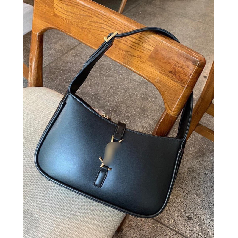 Túi cặp nách chư Y Size 24cm KO HỘP