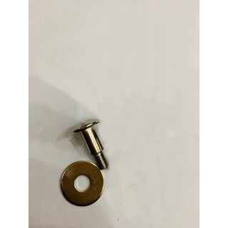 Bộ 2 ốc bắt cốp xe dream bộ 2 ốc 2 lon đèn