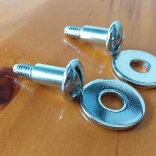 Bộ 2 ốc bắt cốp xe dream bộ 2 ốc 2 lon đèn