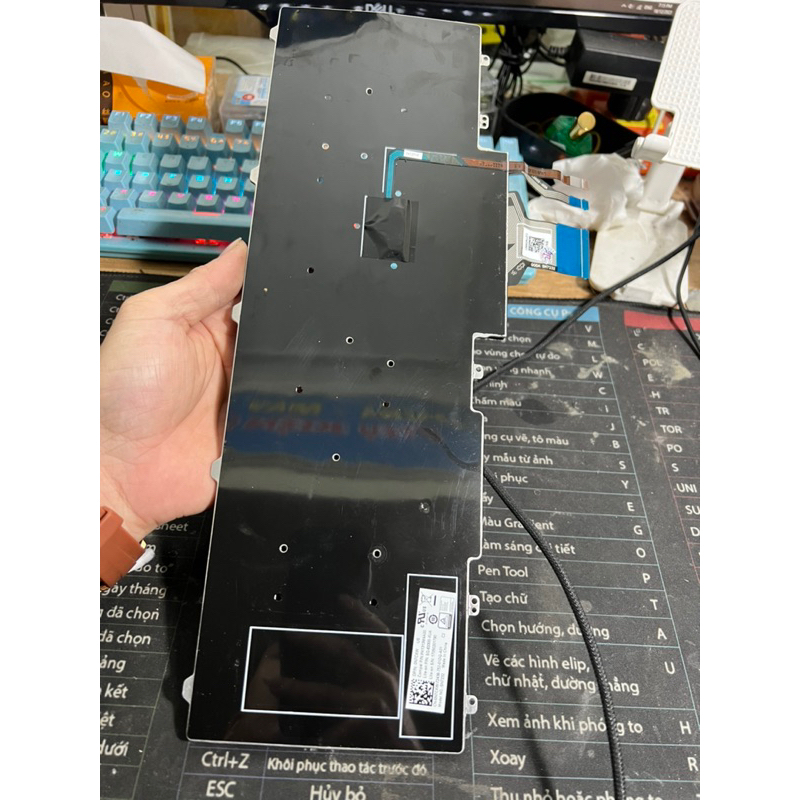 Bàn Phím Dell Latitude E5580 E5590 E5591 E5550 E5570 ZIN LED BÓC MÁY 98%