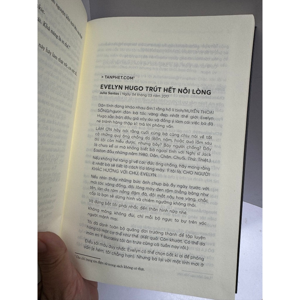 Sách -  Bảy người chồng của Evelyn Hugo - Taylor Jenkins Reid - San Hô Book