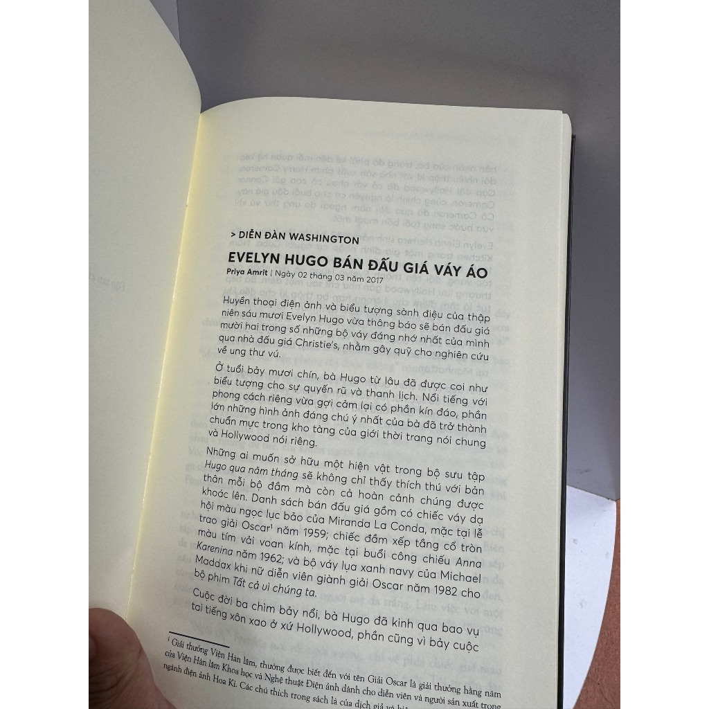 Sách -  Bảy người chồng của Evelyn Hugo - Taylor Jenkins Reid - San Hô Book