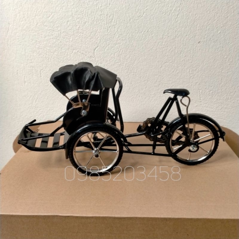 Mô hình xích lô kim loại xi vàng , xi bạc - mô hình đồ chơi