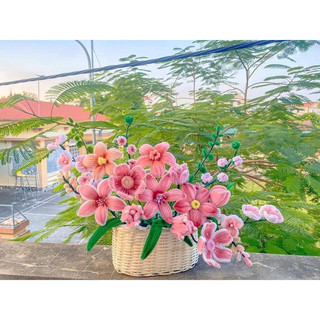 Giỏ mây cắm hoa kẽm nhung