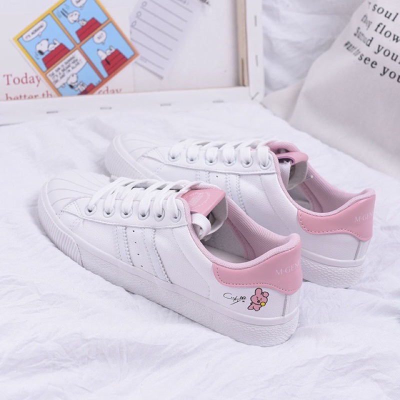 Giày sneaker BT21