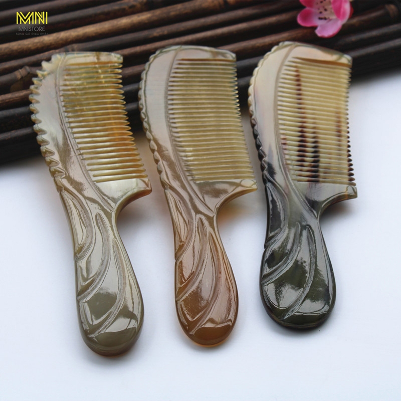 Lược sừng khía chuôi và sườn kích thước 16-22cm dày 3-10mm chống rụng tóc, giảm cảm giác đau đầu