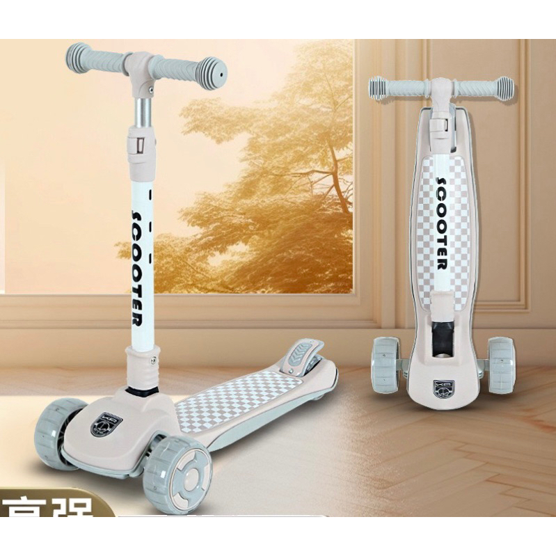 Xe trượt Scooter bánh có đèn phát sáng cho bé từ 2 đến 9 tuổi