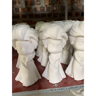  TƯỢNG THẠCH CAO TÔ MÀU CÔNG CHÚA ELSA CHO BÉ YÊU 