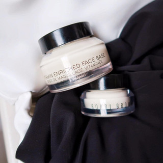 Kem lót trang điểm Bobbi Brown