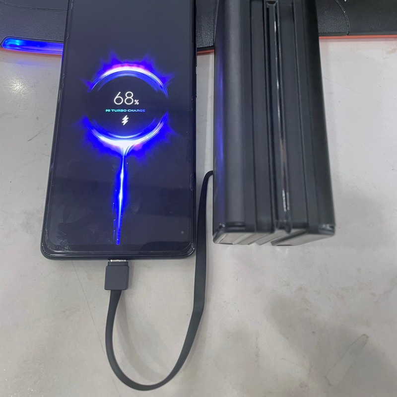 Pin dự phòng sạc nhanh PHANTOM P13 đèn pin 30000mAh tích hợp 2 cáp - hỗ trợ QC 22.5 và PD 20W