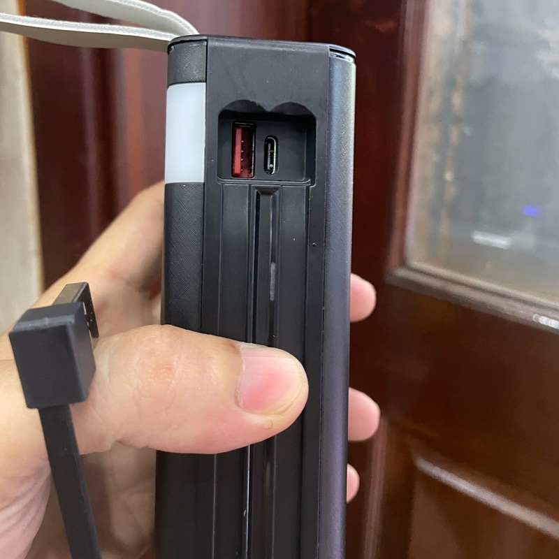 Pin dự phòng sạc nhanh PHANTOM P13 đèn pin 30000mAh tích hợp 2 cáp - hỗ trợ QC 22.5 và PD 20W