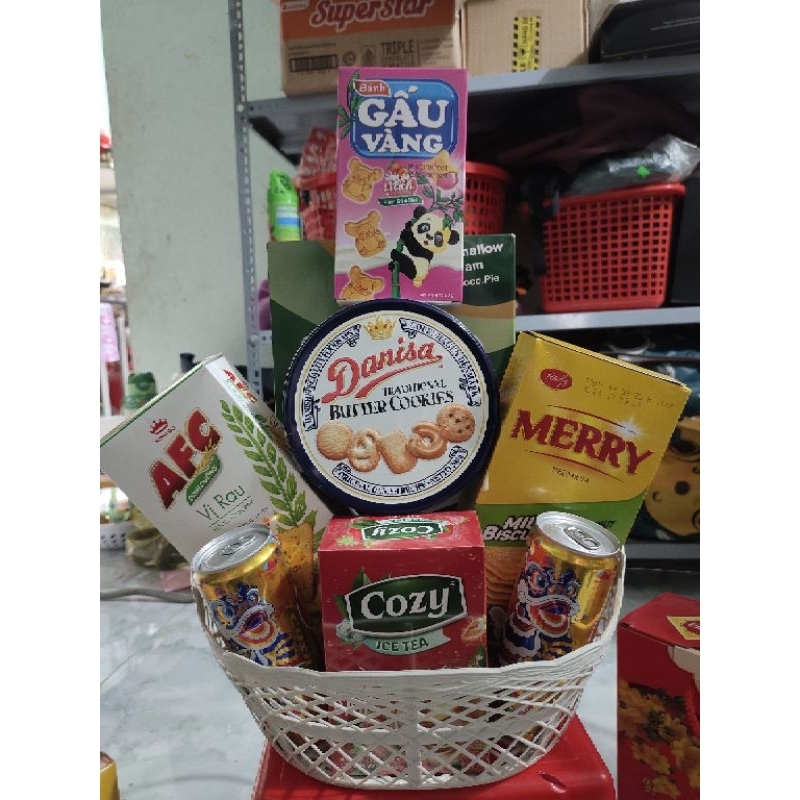 Giỏ quà Tết 2024