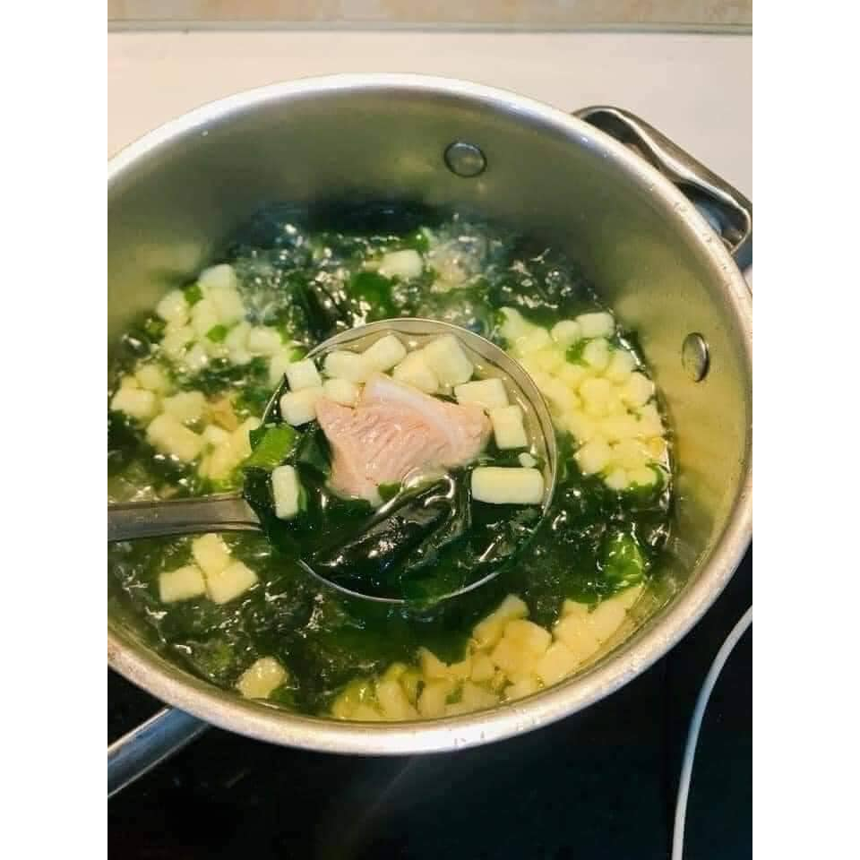 Rong Biển Đậu Phụ Khô Nấu Canh Wakame Nội Địa Nhật Gói 100G