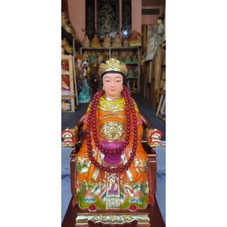 Tượng tổ cô.