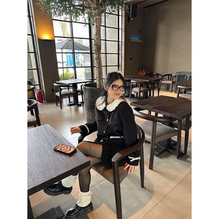 (𝐂𝐎́ 𝐒𝐀̆̃𝐍) 𝐀́𝐨 𝐝𝐚̣ 𝐰𝐨𝐨𝐥 𝐞́𝐩 𝐥𝐨̂𝐧𝐠 𝐜𝐮̛̀𝐮 𝐜𝐨̂̉ 𝐫𝐞𝐧 𝐭𝐚𝐲 𝐧𝐨̛ 𝐩𝐡𝐨𝐧𝐠 𝐜𝐚́𝐜𝐡 𝐍𝐞𝐫𝐭𝐫𝐨 𝐇𝐚̀𝐧 𝐐𝐮𝐨̂́𝐜-𝐜𝐥𝐢𝐩 𝐭𝐡𝐚̣̂𝐭 𝐬𝐡𝐨𝐩 𝐪𝐮𝐚𝐲