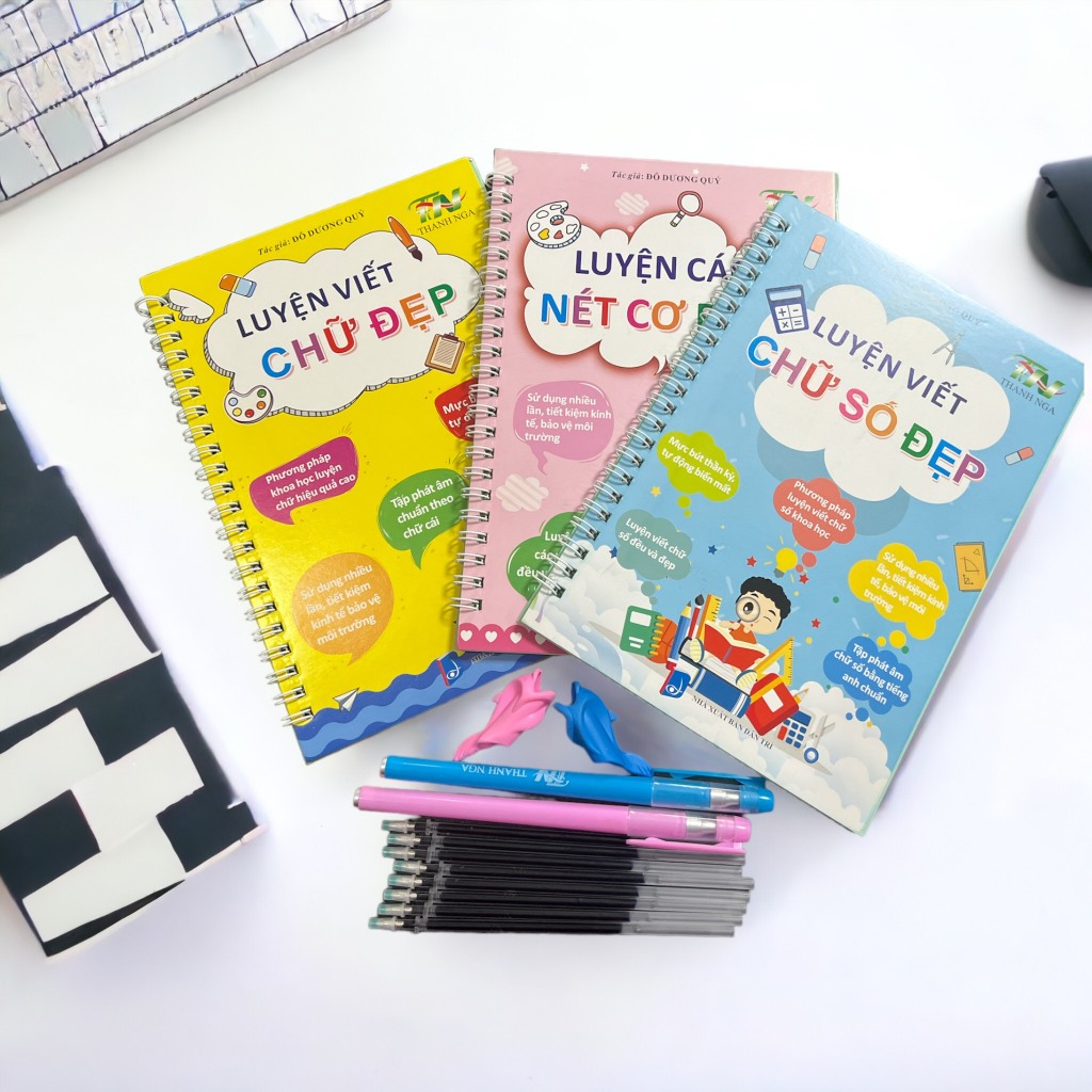 Bộ 3 Vở Luyện Chữ - Số - Nét Cơ Bản Tự Xóa Thông Minh Cho Bé, Tặng kèm 2 Bút bay màu + 8 Ngòi + 2 Cá heo cầm bút