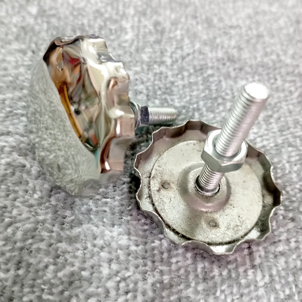 ốc nắp cốp inox xe 67
