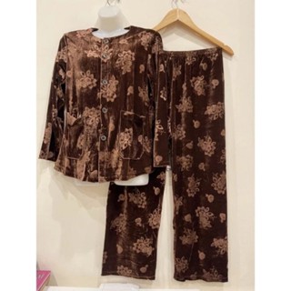 Bộ nhung dài tay thu đông bà già có túi, quần áo trung tuổi