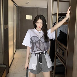 thanh lý. áo thun trắng kiểu over size dưới 60kg