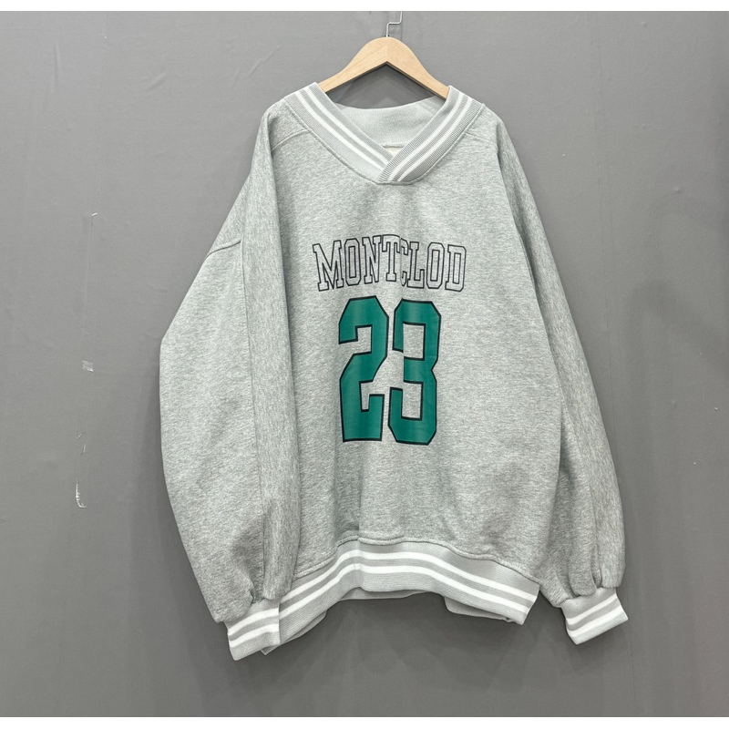 Áo nỉ sweater cổ V 23 OD