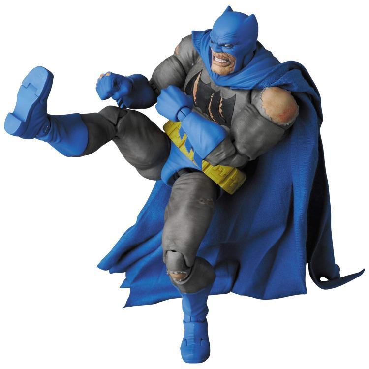 MÔ HÌNH CHÍNH HÃNG BATMAN MAFEX NO.119 MAFEX BATMAN THE DARK KNIGHT TRIUMPHANT