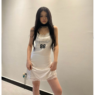 Đầm lụa ren in chữ 86 DRESS - THESTAN