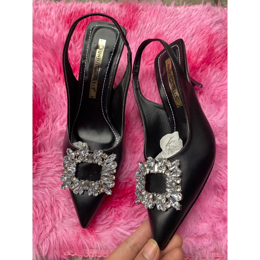 Giày Cao Gót Nữ Mũi Nhọn Đính Khóa Đá Vuông, Gót Nhọn 7cm Tôn Dáng Sang Chảnh