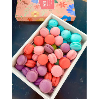 Hộp Quà MACARON Medium size mix vị