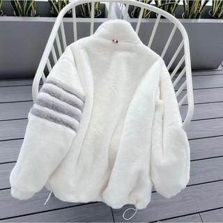 Áo khoác lông cừu cực ấm cho mùa đông