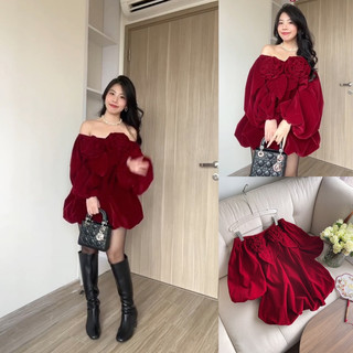 Đầm nhung đỏ nhíu hông đính đá cổ tim 🤍