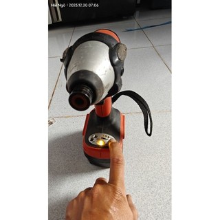 Bộ máy bắn vít Black&Decker 12 Nhật bãi pin không cầm
